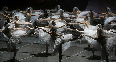 Weiß, weiß, weiß sind alle meine Tänzerinnen? "La Bayadère" von Alexei Ratmansky am Staatsballett Berlin.