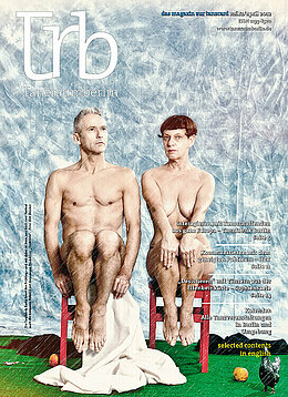 Das Cover des Tanzraum Berlin Magazins im März 2012. Zwei nackte Personen sitzen ernst auf roten Hockern. 